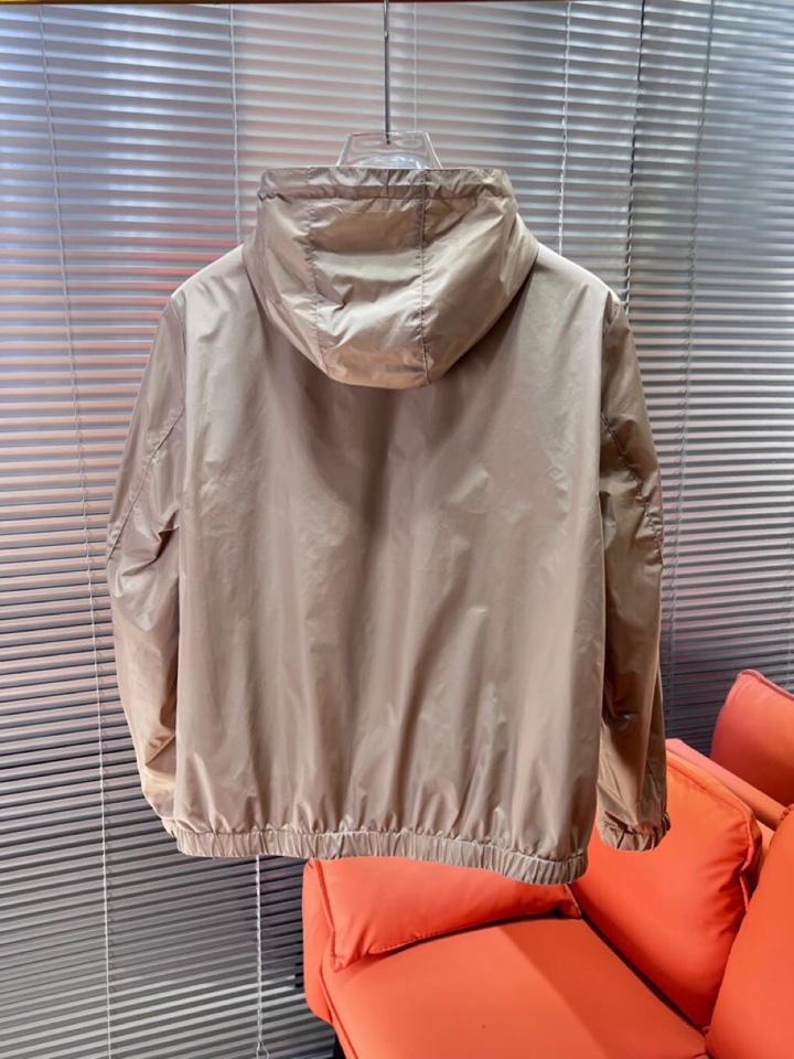 FENDI 芬迪新款原单男士双面穿连帽夹克外套 ✨渠道特供 高端货✨简约经典大爆款 原版聚酯纤维创新科技