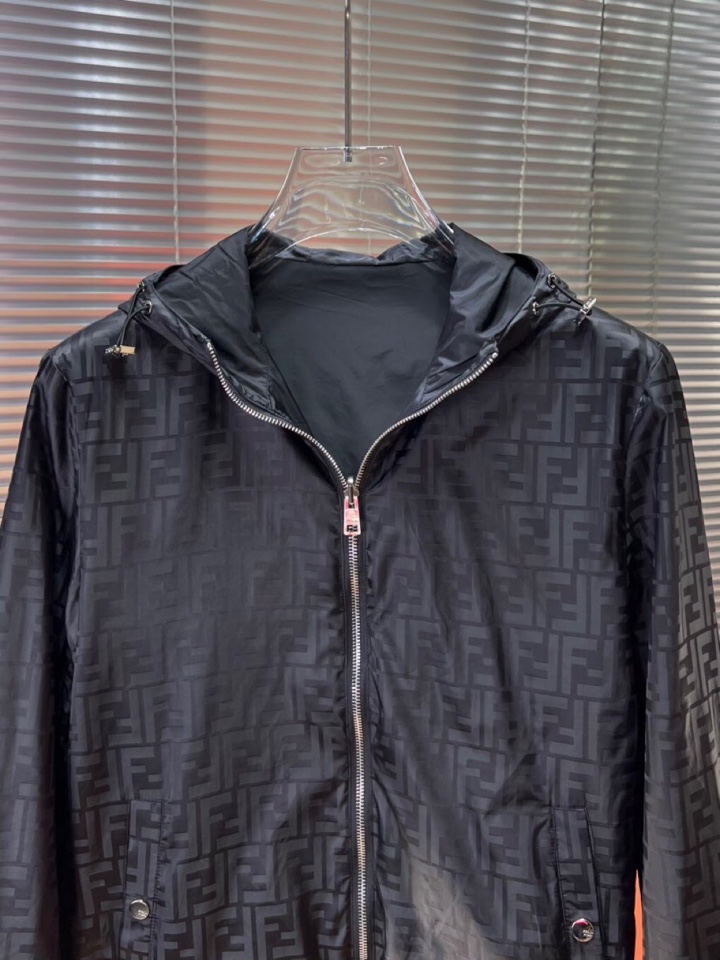 FENDI 芬迪新款原单男士双面穿连帽夹克外套 ✨渠道特供 高端货✨简约经典大爆款 原版聚酯纤维创新科技