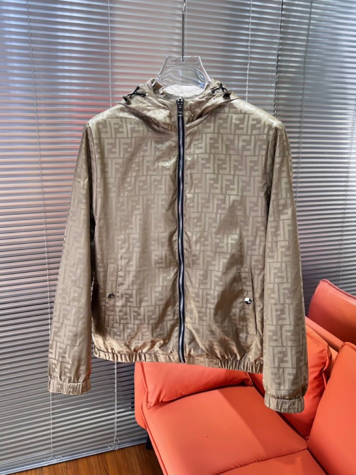 FENDI 芬迪新款原单男士双面穿连帽夹克外套 ✨渠道特供 高端货✨简约经典大爆款 原版聚酯纤维创新科技