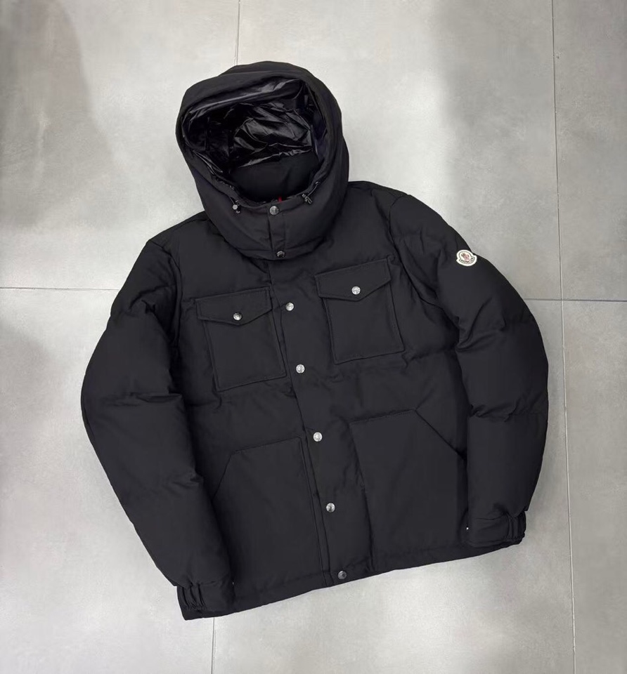 Moncler 蒙口2025冬季新品羽绒服外套，男女同款情侣款连帽羽绒服，\n码数：0--4（下单请报身