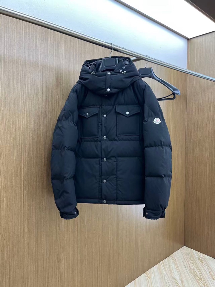 Moncler 蒙口2025冬季新品羽绒服外套，男女同款情侣款连帽羽绒服，\n码数：0--4（下单请报身