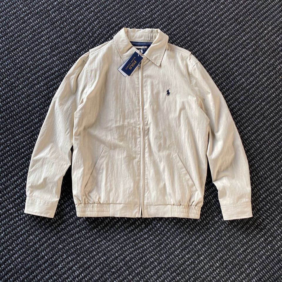 拉夫劳伦 RL经典翻领夹克外套，经典不过时的设计，轻松穿出高级感。成为街头潮人、精英阶层，明星博主的标配