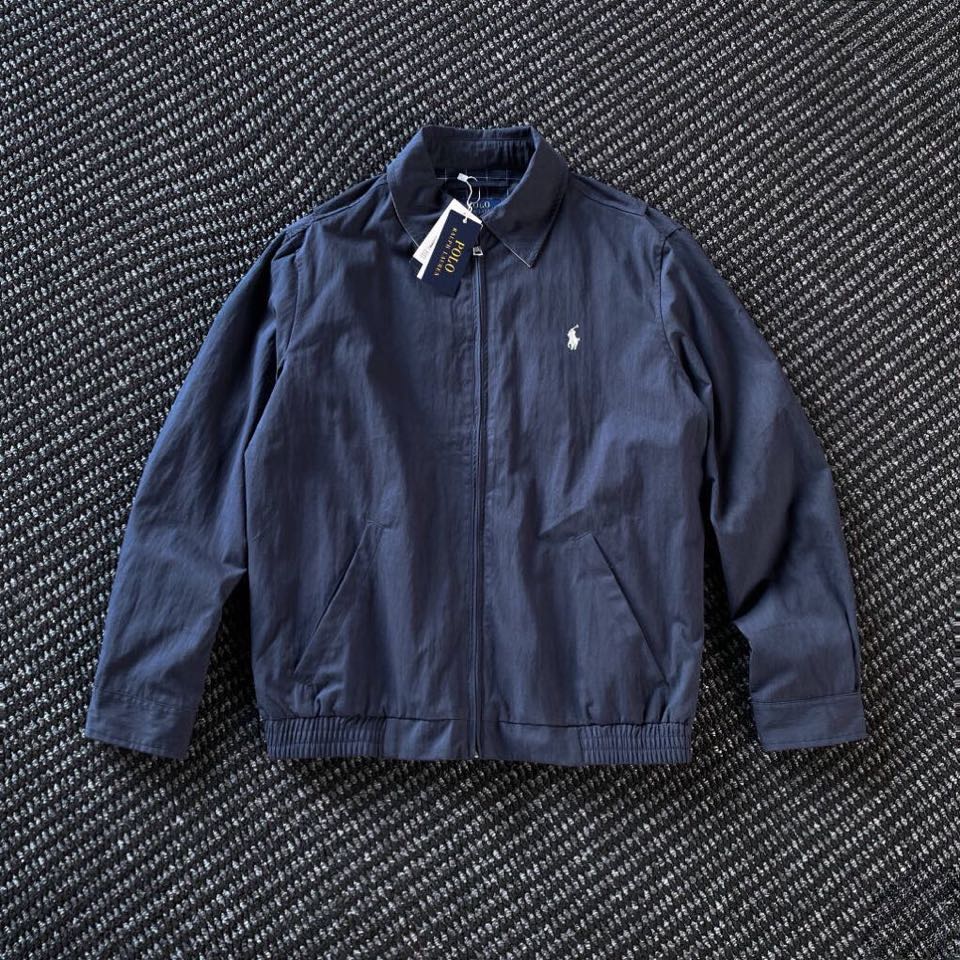 拉夫劳伦 RL经典翻领夹克外套，经典不过时的设计，轻松穿出高级感。成为街头潮人、精英阶层，明星博主的标配