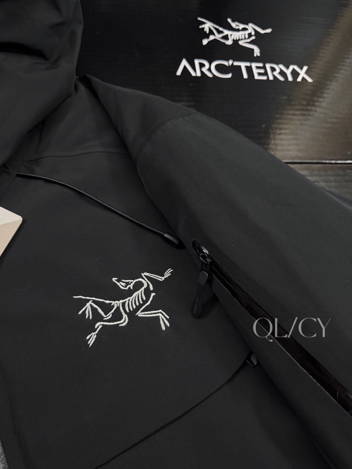 (Arcteryx）始祖鸟男女同款情侣款羽绒服，Macai Jacket买菜三合一羽绒服情侣款买菜可拆卸