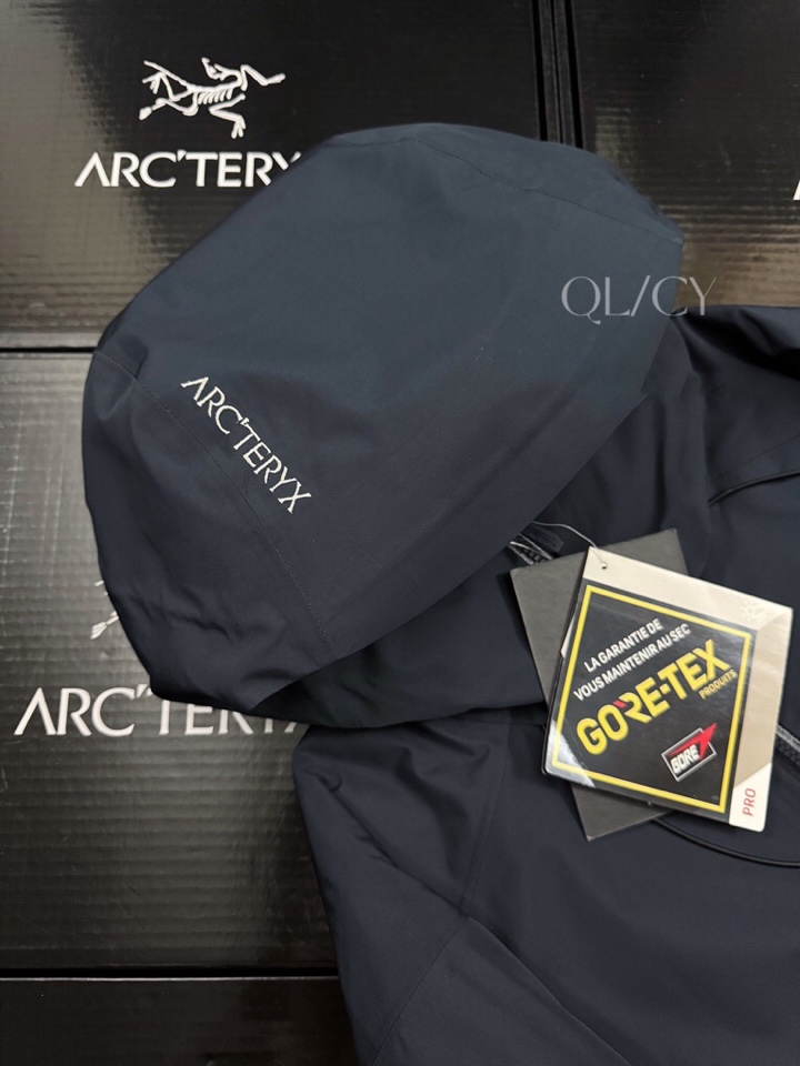 (Arcteryx）始祖鸟男女同款情侣款羽绒服，Macai Jacket买菜三合一羽绒服情侣款买菜可拆卸