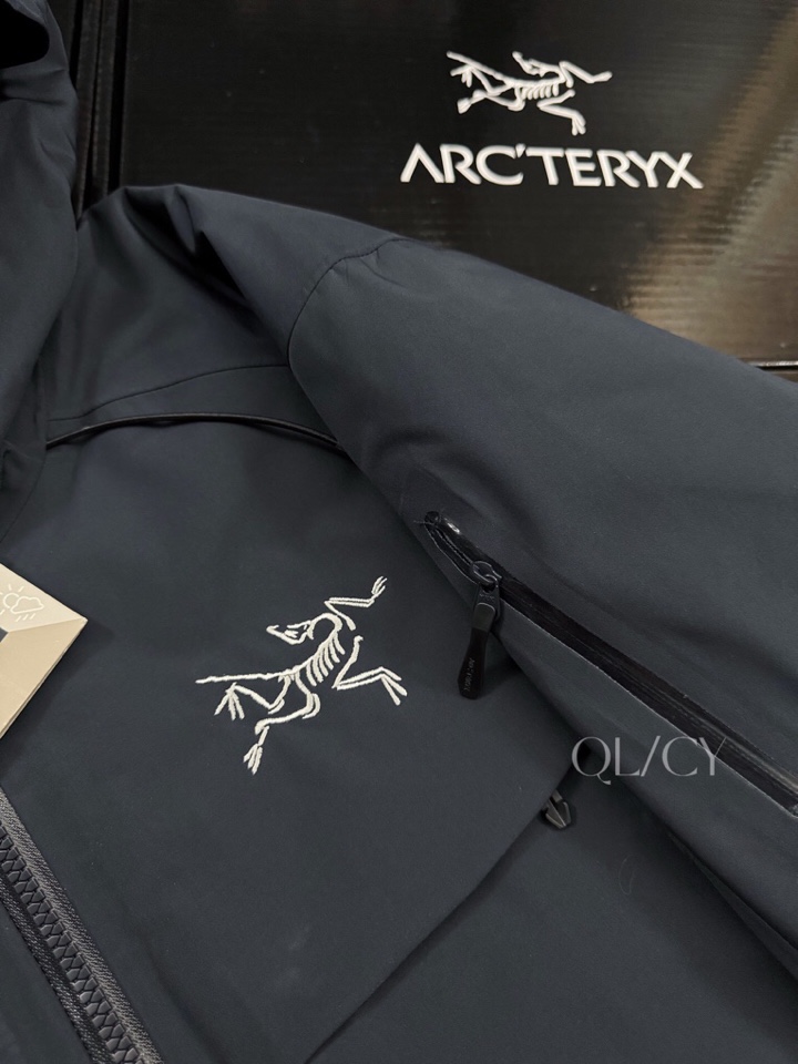 (Arcteryx）始祖鸟男女同款情侣款羽绒服，Macai Jacket买菜三合一羽绒服情侣款买菜可拆卸