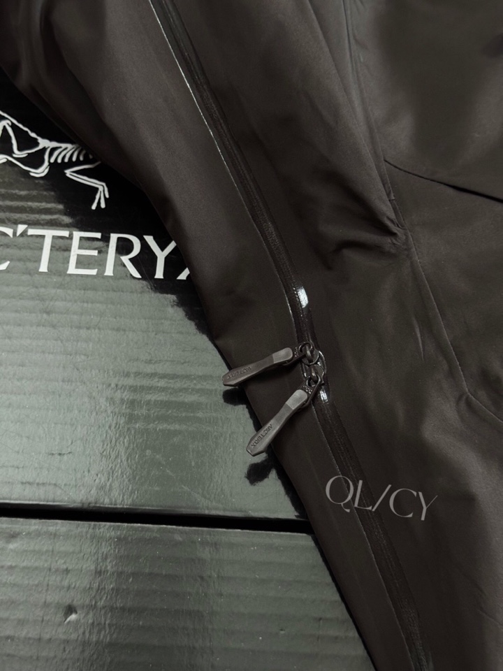 (Arcteryx）始祖鸟男女同款情侣款羽绒服，Macai Jacket买菜三合一羽绒服情侣款买菜可拆卸