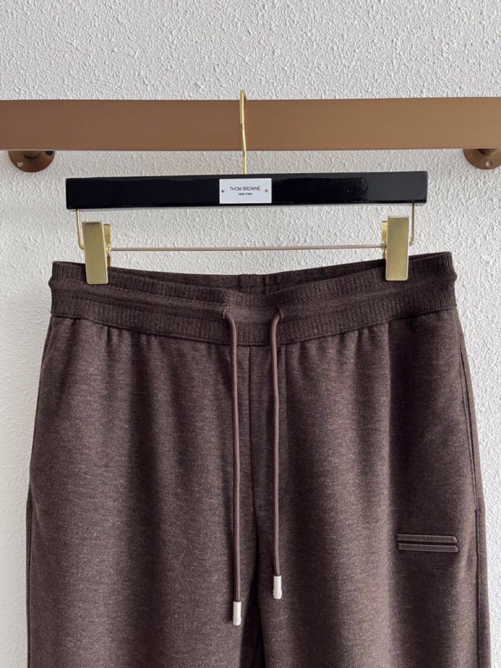 Ermenegildo Zegna 杰尼亚秋冬新款男士直筒运动裤，羊绒羊毛混纺面料休闲裤、三标齐、松紧腰