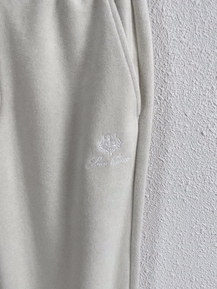 Loro Piana 诺悠翩雅lP🆕 秋冬保暖有型高密度毛巾面混纺松紧腰直脚休闲裤，经典百搭 标志刺绣的