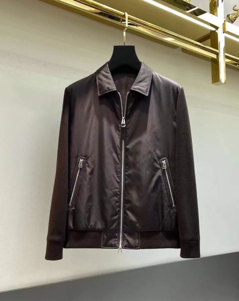 Ermenegildo Zegna 杰尼亚2025秋冬新款爆款飞行员加棉翻领夹克、二色齐发，三防面料；简