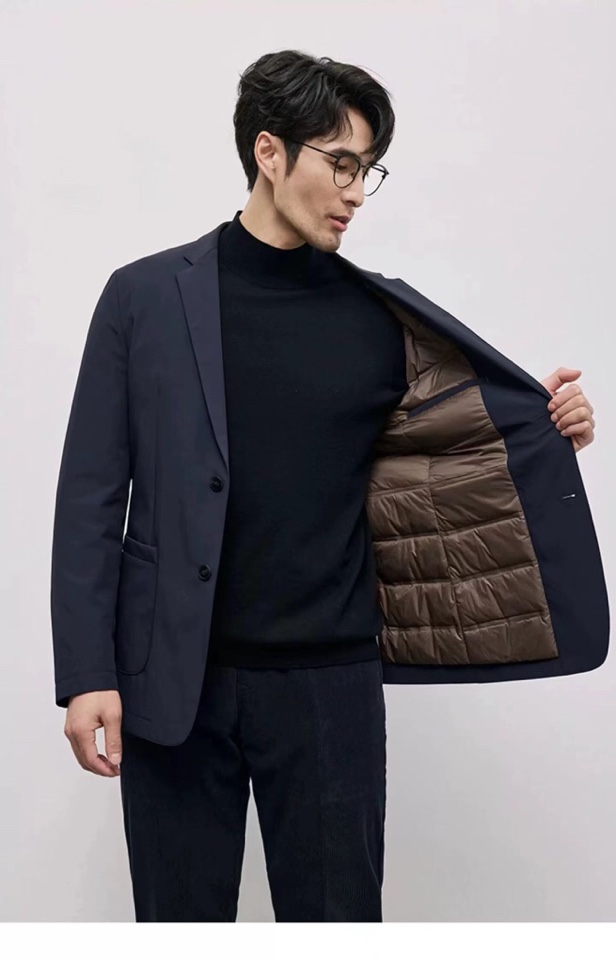Armani 阿玛尼2025秋冬百搭休闲爆款轻溥鹅绒羽绒西装单西，二色齐发，蓝色与黑色；简约干净；轻盈保