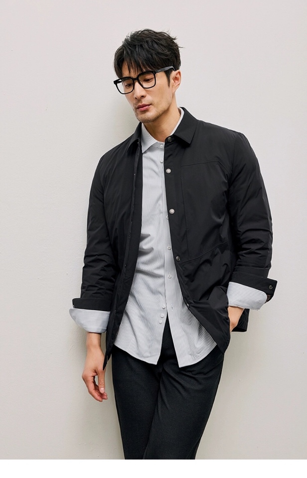 Armani 阿玛尼2025最爆翻领羽绒服鹅绒服；二色齐发；锦纶氨纶纤维高弹面料，抗邹柔顺，垂感十足，防