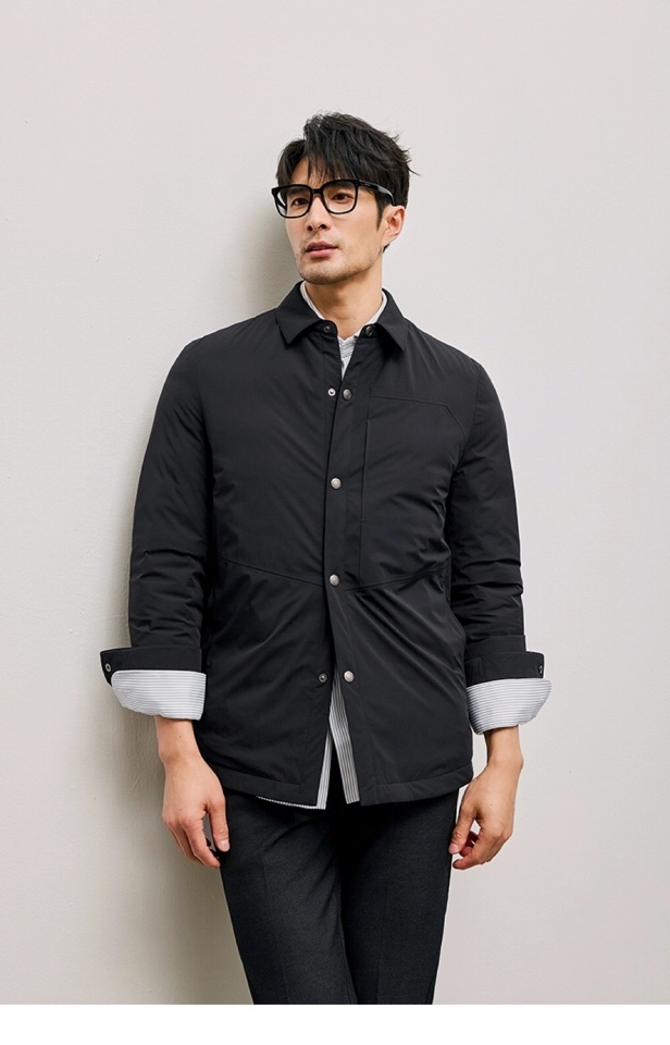 Armani 阿玛尼2025最爆翻领羽绒服鹅绒服；二色齐发；锦纶氨纶纤维高弹面料，抗邹柔顺，垂感十足，防