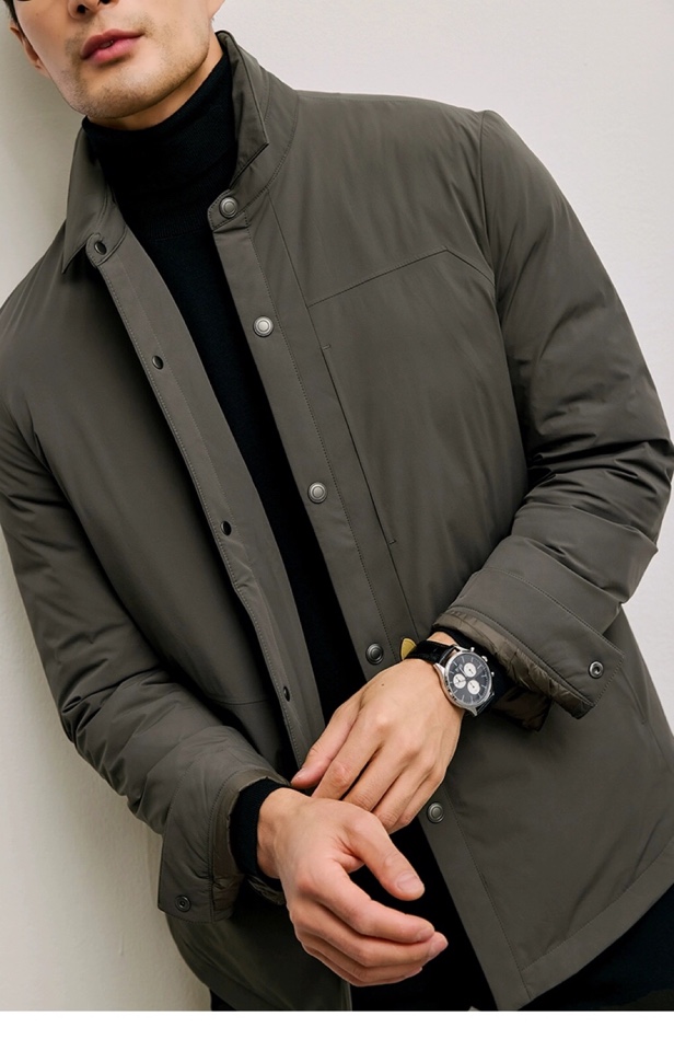 Armani 阿玛尼2025最爆翻领羽绒服鹅绒服；二色齐发；锦纶氨纶纤维高弹面料，抗邹柔顺，垂感十足，防