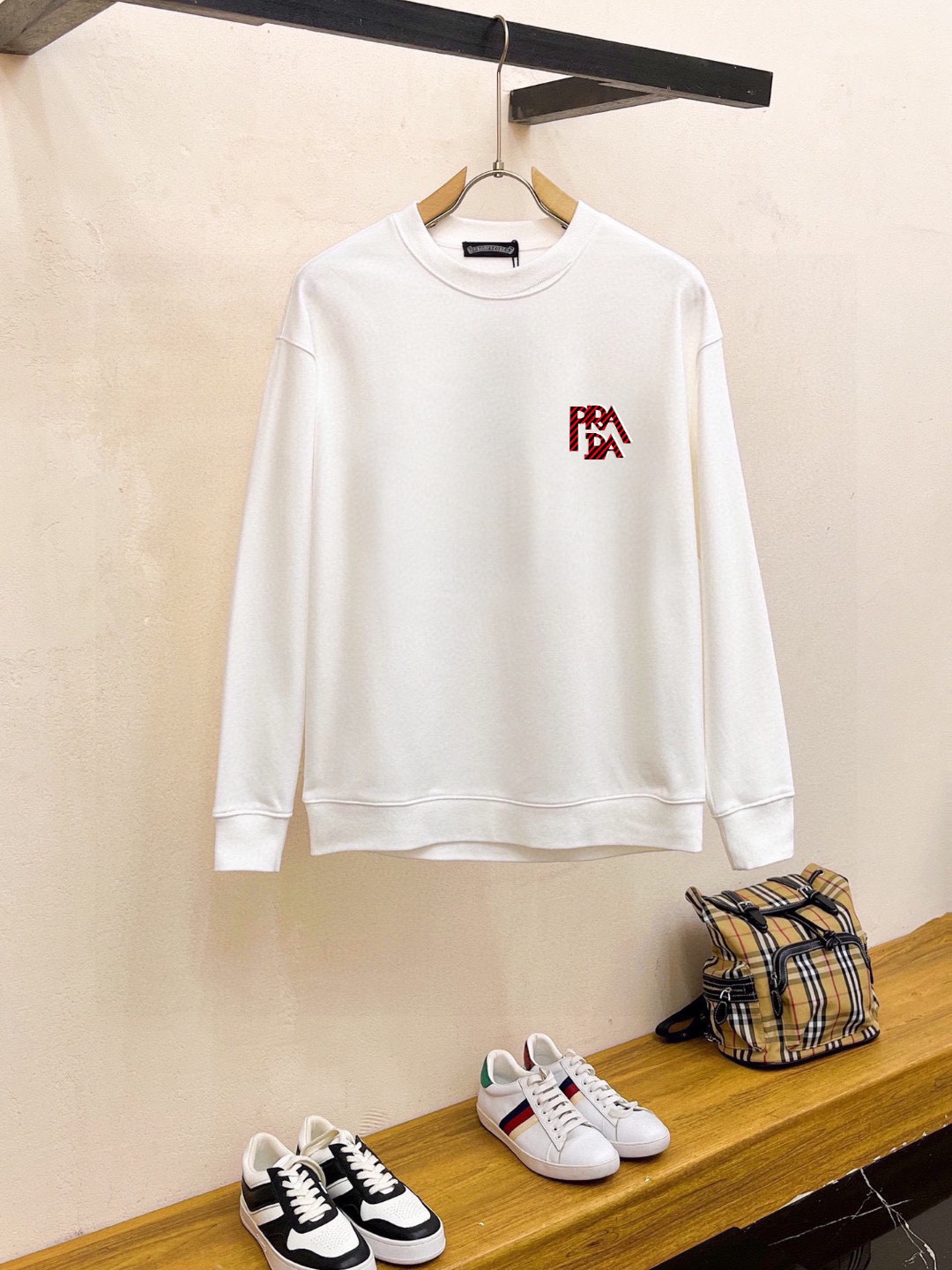 Prada 2025SS Long Sleeve Round Neck Sweatshirt - Breathable and Comfortable