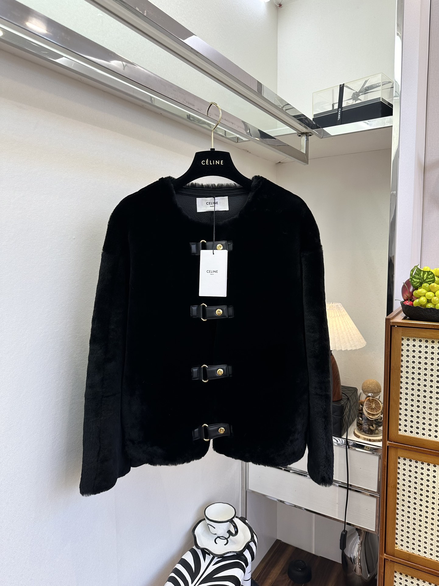 Merino Shearling Coat: Soft, Warm, and Stylish – Perfect for Winter