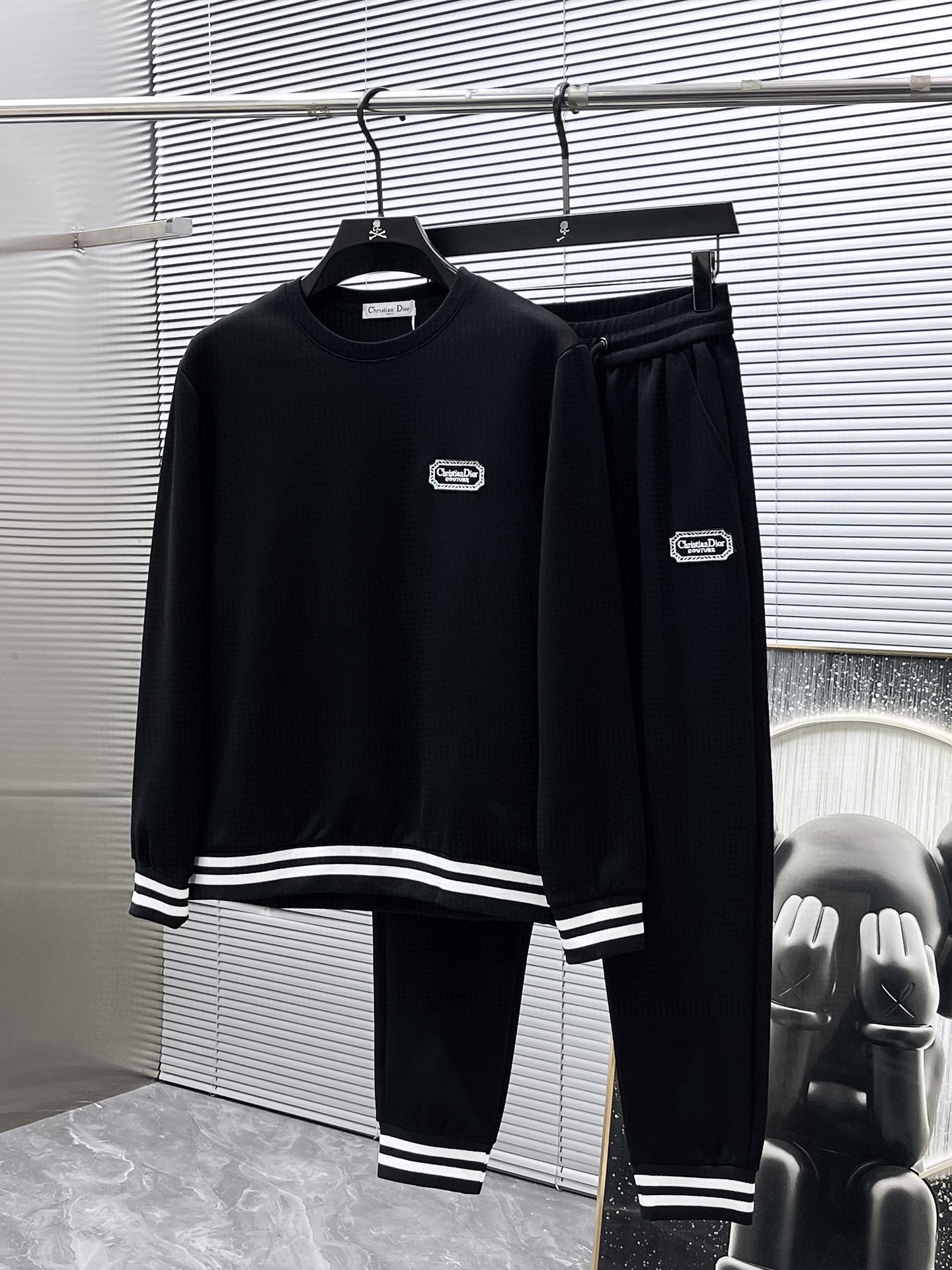 DIOR Men's Black Round Neck Sweatshirt & Pants Set
