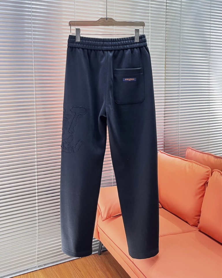 Louis Vuitton 路易威登 lv2025秋冬新款休闲裤！官网同步发售。品牌经典LOGO休闲裤 