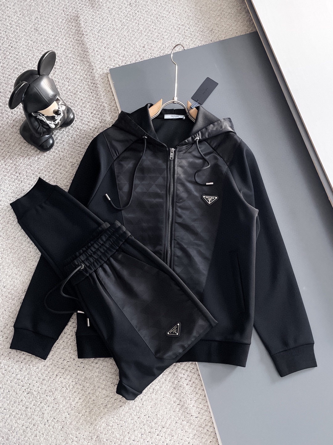 Prada 2025 New Cardigan Set, Original Version,Focus on official website