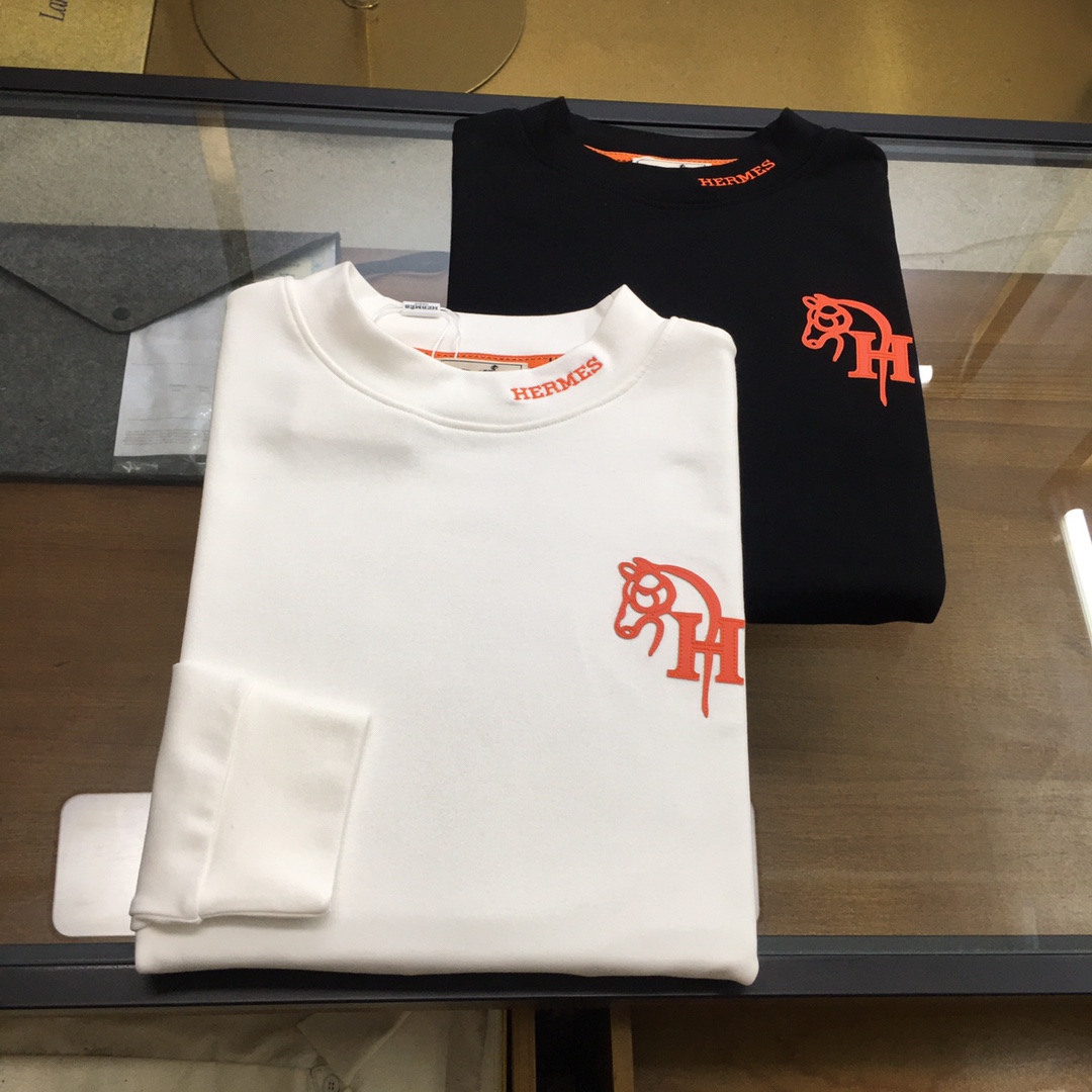 NO:626910,Popular item [Love] 2025ss new product, long-sleeved T-shirt, classic logo design, can be worn alone or as a base, versatile style. It is sold simultaneously on the official website. Customized fabric, soft and delicate, comfortable and breathable, highly skin-friendly, perfectly interpreting the brand's fashion trend!  A man's wardrobe is indispensable for the basics. It is a low-key design and a must-have item. Dear friends, hurry up and get it!  Size S-2XL,,tees,t-shirt,alexander wang19860909爆款【爱士】 2025ss新品 长袖T恤,经典Logo设计,可单穿可打底,百搭款 官网同步发售 定制面料,柔软细腻 舒适透气,亲肤感极高,完美诠释出品牌的时尚潮流！男人的衣柜都少不了基础 是低调的设计 必备款,亲们赶紧入手！码数S-2XL,,tees，t-shirt,alexander wang,Men's clothing