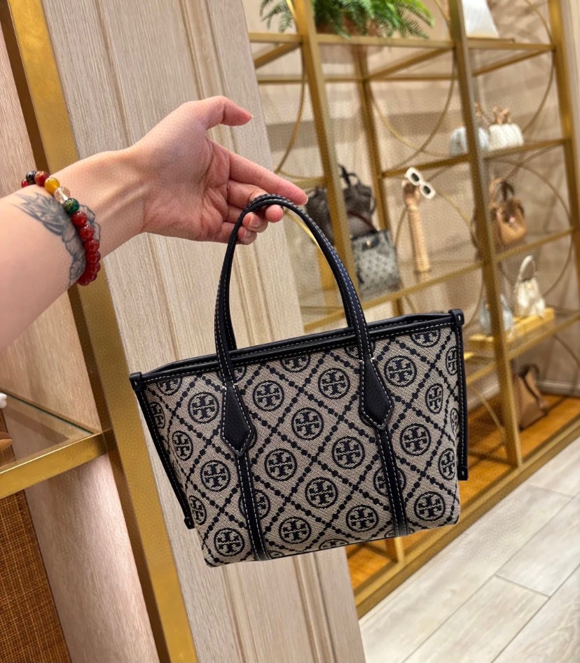 罗意威 Loewe 高定典藏名品高定成衣时装外套连衣裙衬衫T恤 #4146D0C8 3