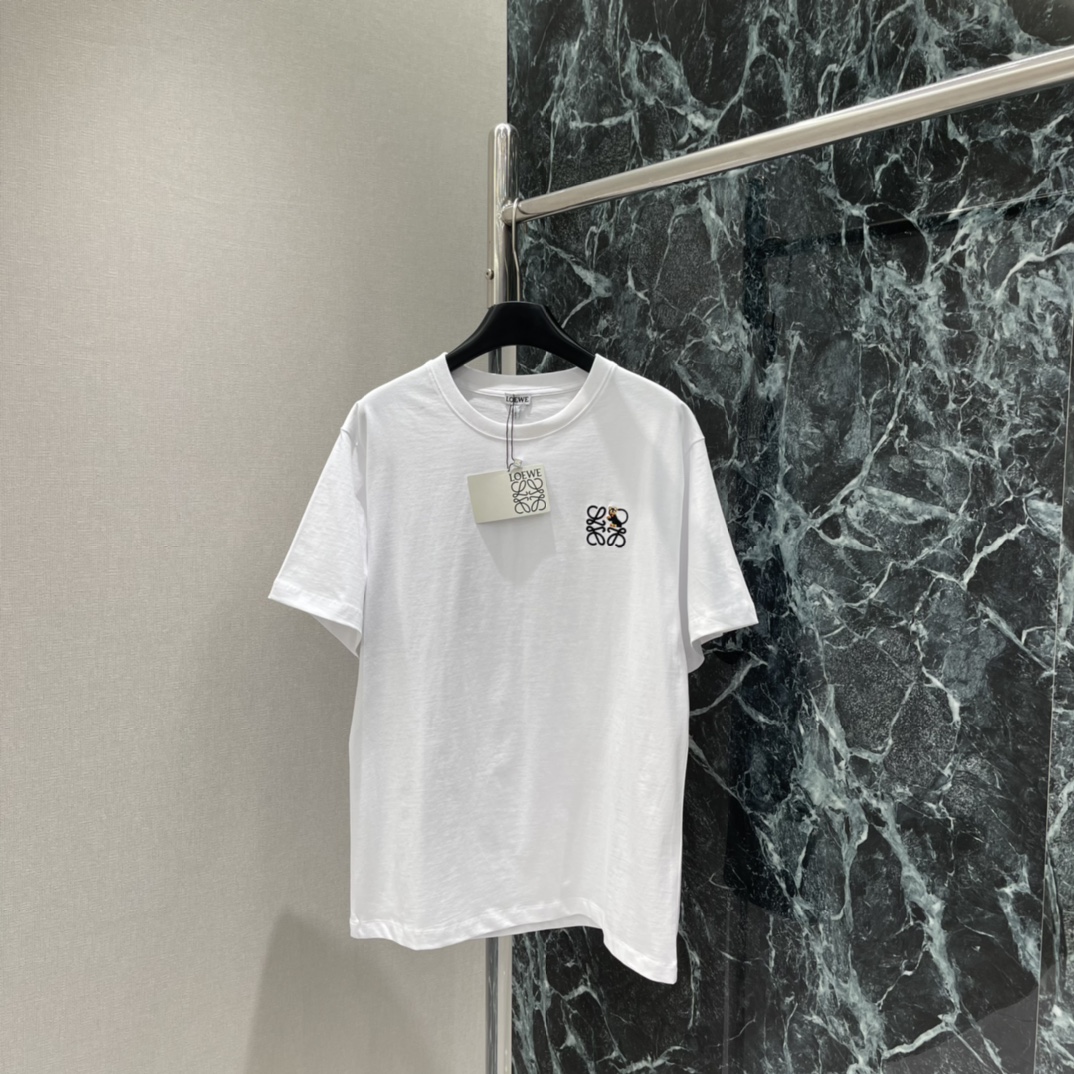 罗意威 25秋冬新款 刺绣短袖T恤 胸前品牌标志+熊猫刺绣 趣味又有艺术感 男女都能轻松驾驭 单穿或内搭