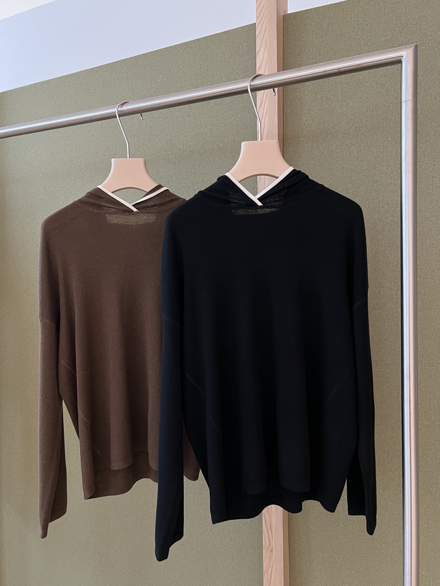 NO:608839,YS ｜New Arrivals Sheep wool + cashmere blend soft gold minimalist old money relaxed feeling super slimming skin-friendly and warm,,gold,alexander wang19860909YS ｜New Arrivals 绵羊毛+羊绒 混纺 软黄金 极简老钱松弛感超级显瘦 亲肤保暖,,gold,alexander wang,Women's clothing