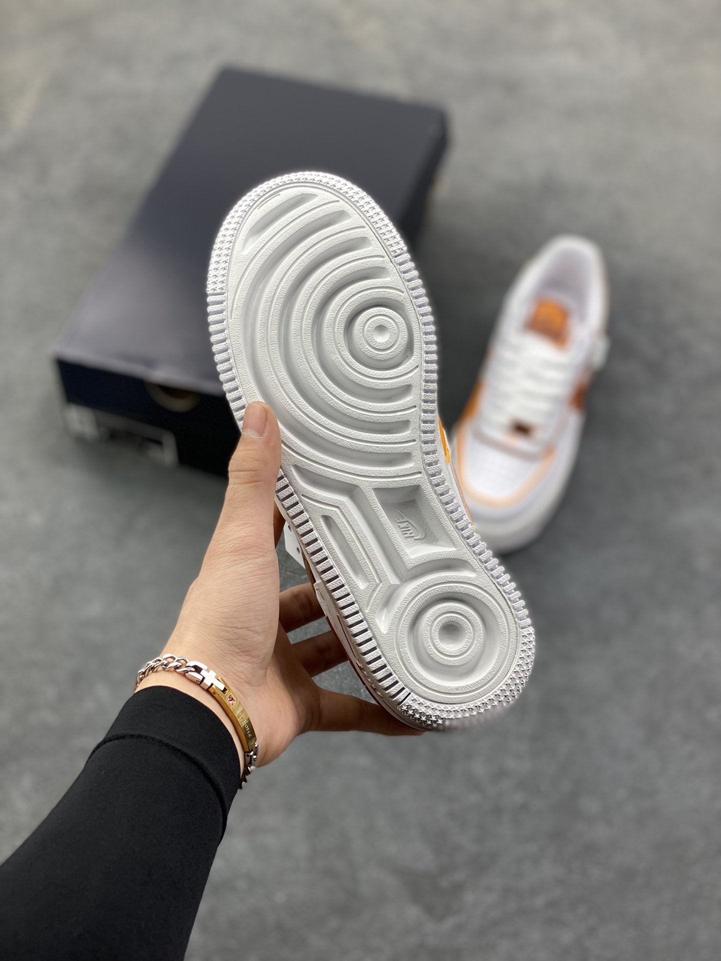 图片[5]-NK Air Force 1 Shadow 轻量增高低帮百搭板鞋\”拼接马卡龙\” 全新少女系解构主义设计双层轻量EVA发泡中底+防滑RB橡胶外圈底鞋底 原楦头原纸板 打造纯正空军版型 专注外贸渠道 全掌内置蜂窝气垫 原盒配件 原厂中底钢印、拉帮完美 货号：CI0919-124 尺码：35.5 36 36.5 37.5 38 38.5 39 40 40.5 41 42-选品中心