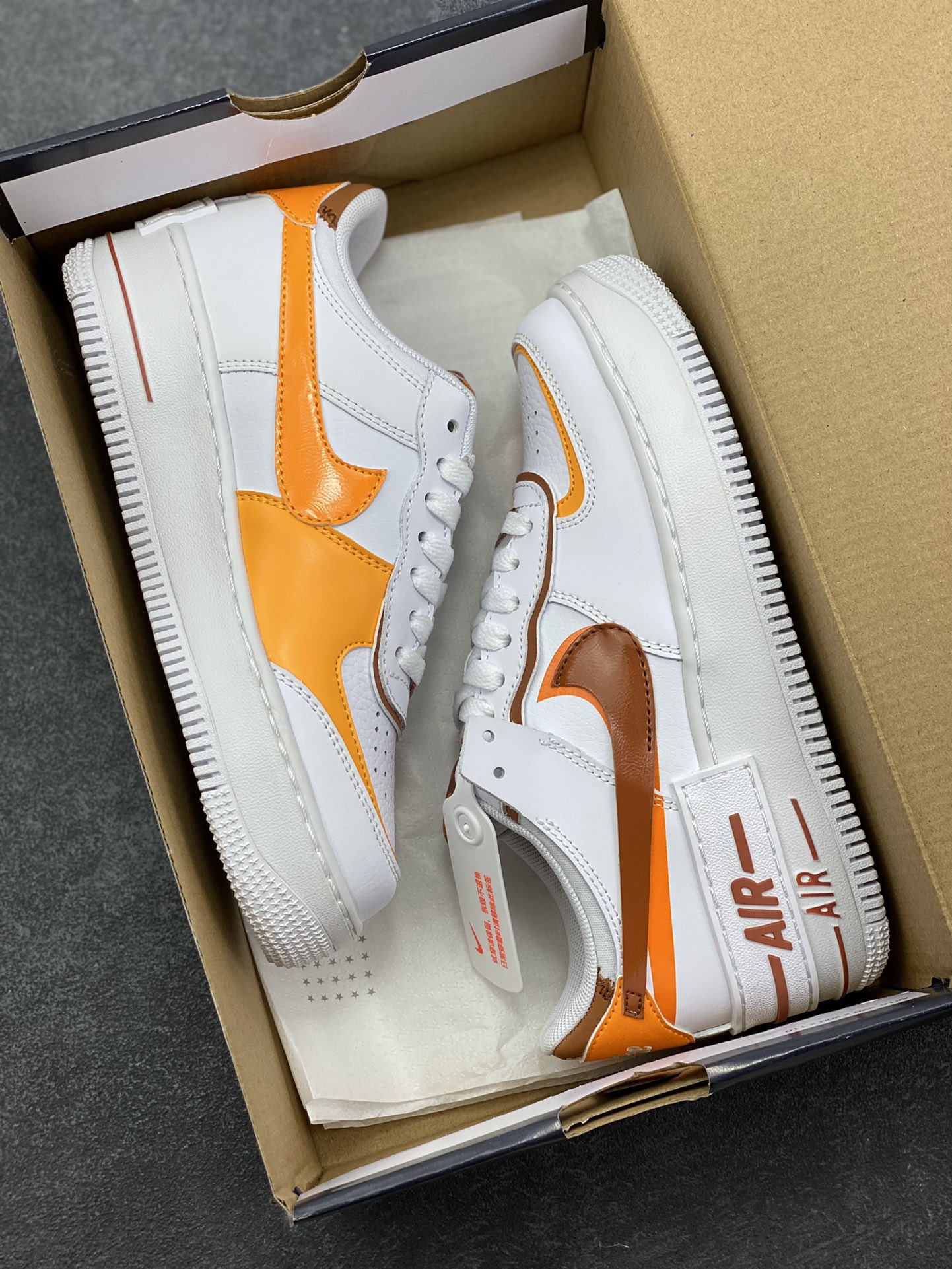 图片[9]-NK Air Force 1 Shadow 轻量增高低帮百搭板鞋\”拼接马卡龙\” 全新少女系解构主义设计双层轻量EVA发泡中底+防滑RB橡胶外圈底鞋底 原楦头原纸板 打造纯正空军版型 专注外贸渠道 全掌内置蜂窝气垫 原盒配件 原厂中底钢印、拉帮完美 货号：CI0919-124 尺码：35.5 36 36.5 37.5 38 38.5 39 40 40.5 41 42-选品中心