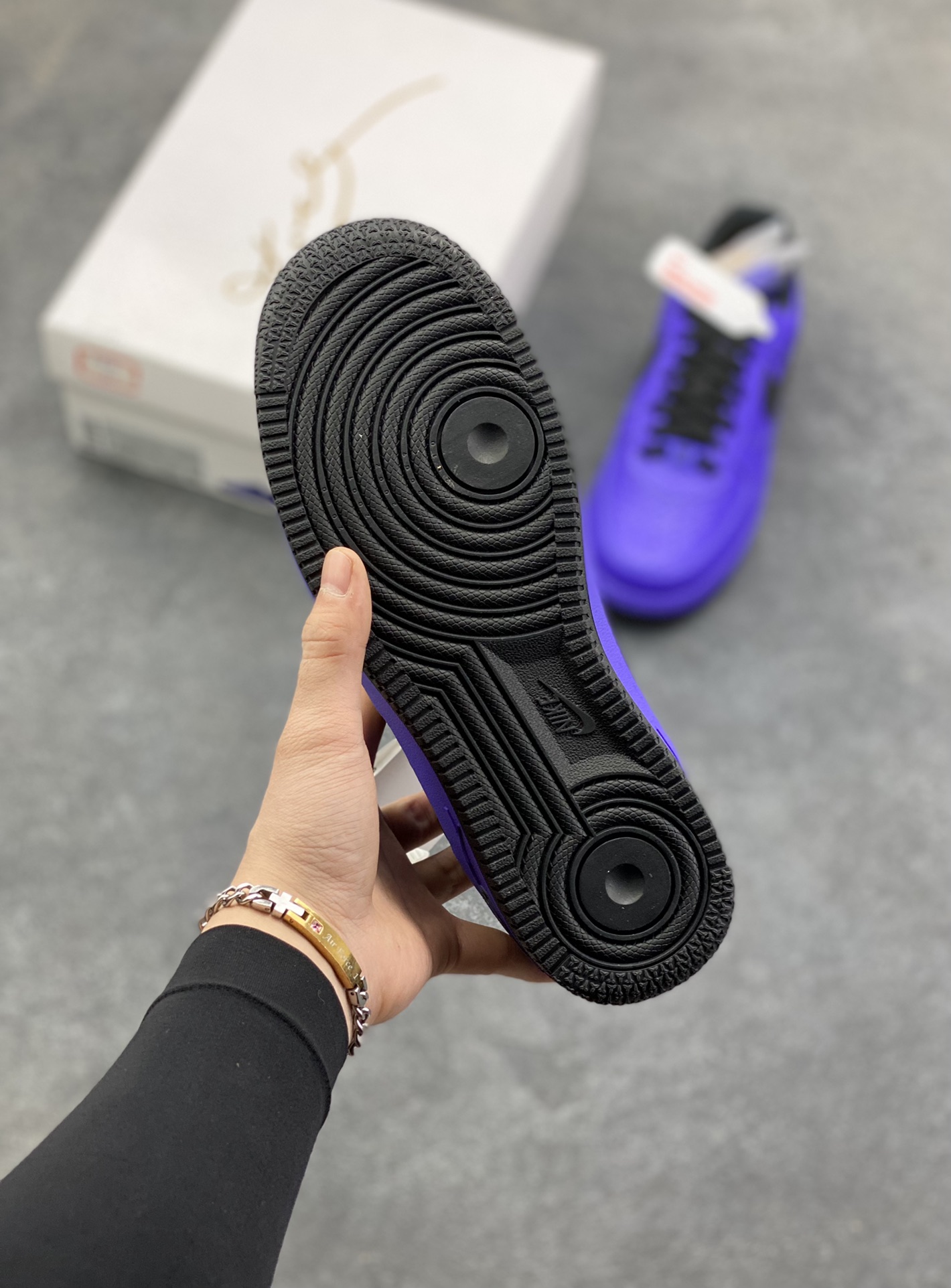 图片[5]-HY版本💯 Nike Air Force 1 Low 科比 空军一号低帮运动休闲板鞋 原楦头原纸板 打造纯正空军版型 专注外贸渠道 全掌内置蜂窝气垫 原盒配件 原厂中底钢印、拉帮完美 货号：II7062-500 尺码：36 36.5 37.5 38 38.5 39 40 40.5 41 42 42.5 43 44 44.5 45 46-选品中心