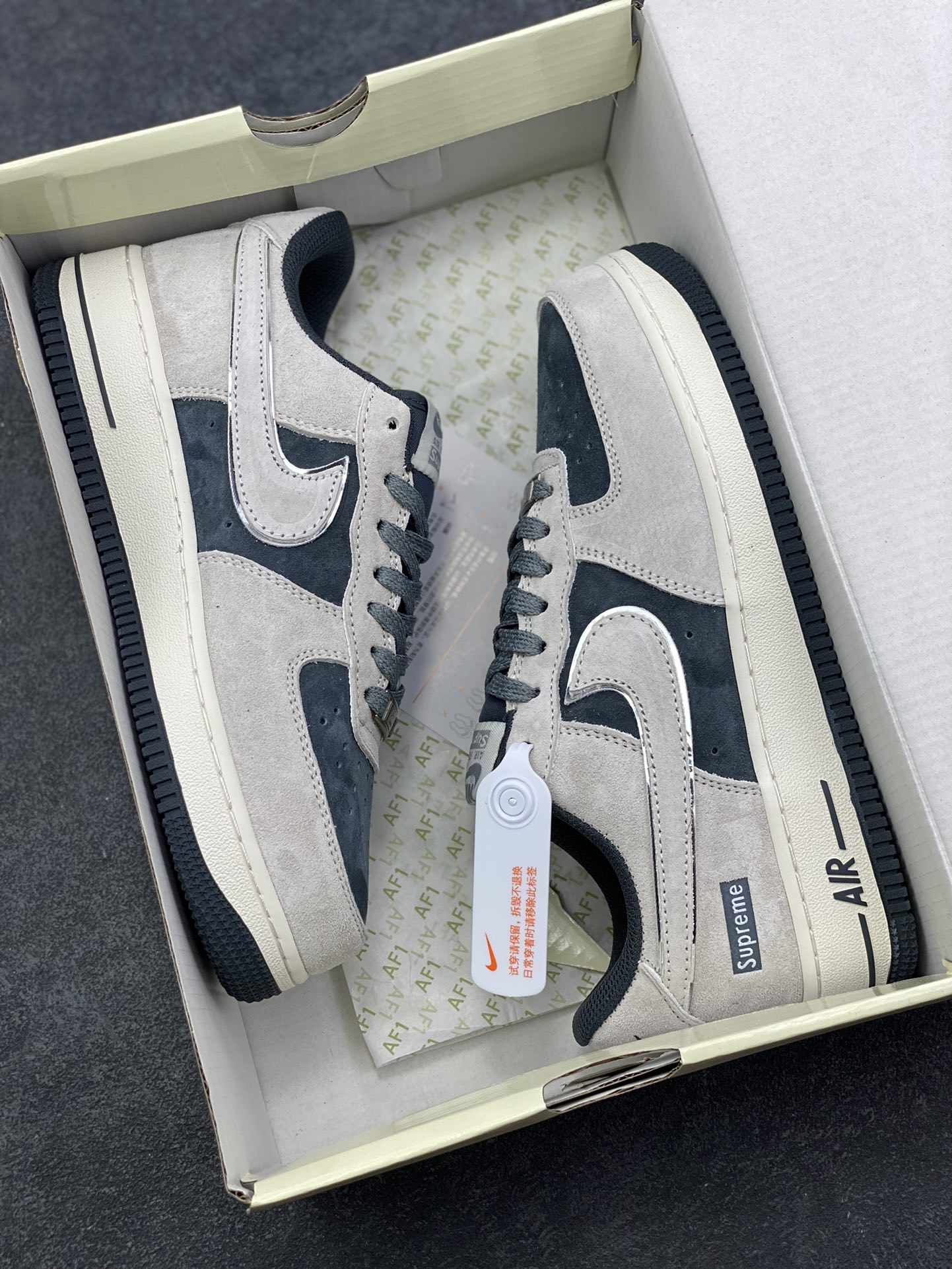 图片[9]-Nike Air Force 1 Low 空军一号低帮百搭休闲运动板鞋。柔软、弹性十足的缓震性能和出色的中底设计，横跨复古与现代的外型结合，造就出风靡全球三十多年的Force 1，直到今天还深受青睐。 货号：DQ5079-001 尺码：36 36.5 37.5 38 38.5 39 40 40.5 41 42 42.5 43 44 44.5 45-选品中心