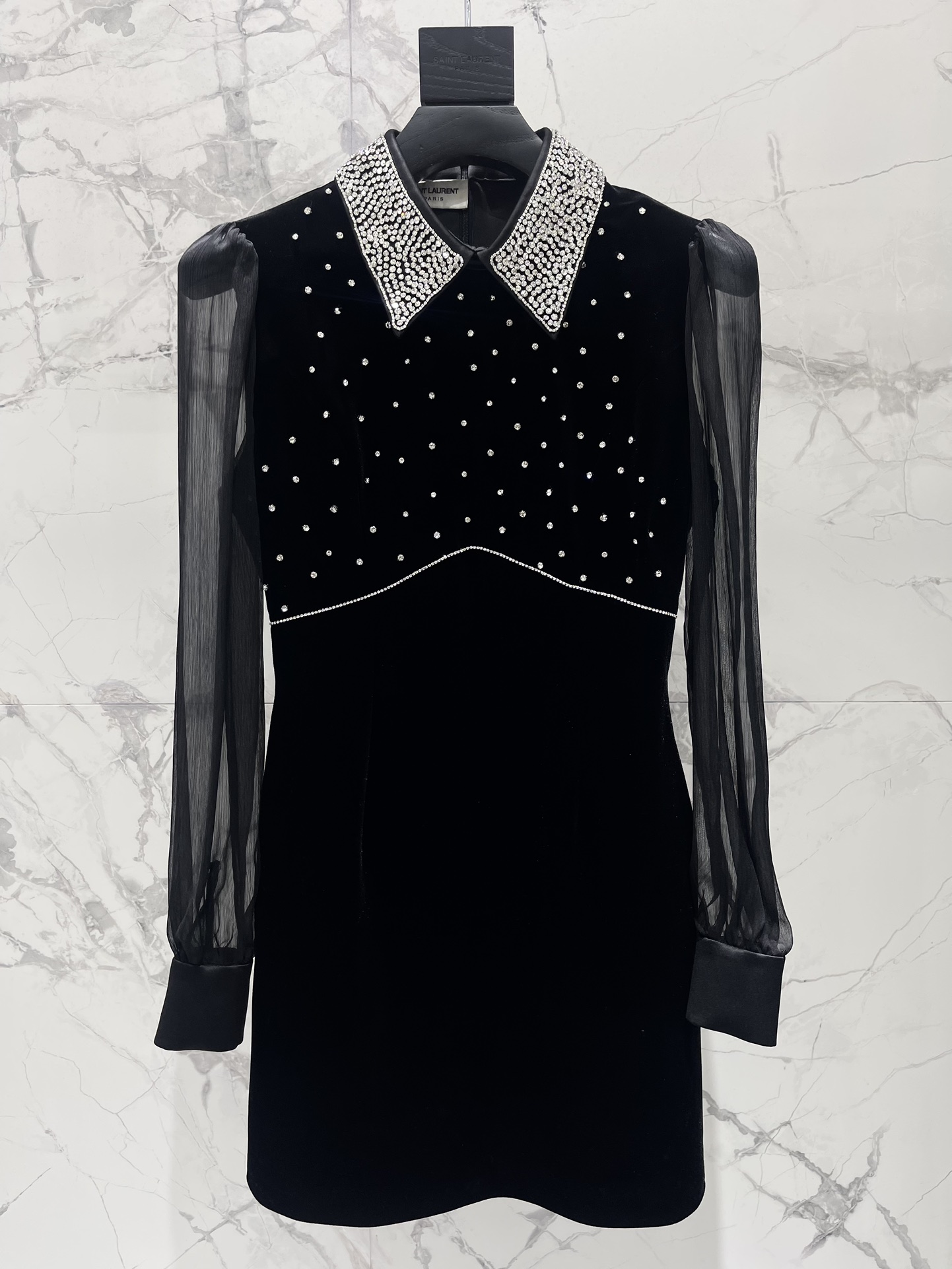 Yves Saint Laurent Velvet Beaded Tulle Dress - Elegant & Luxurious Design 4 i1763717266 8825 2
