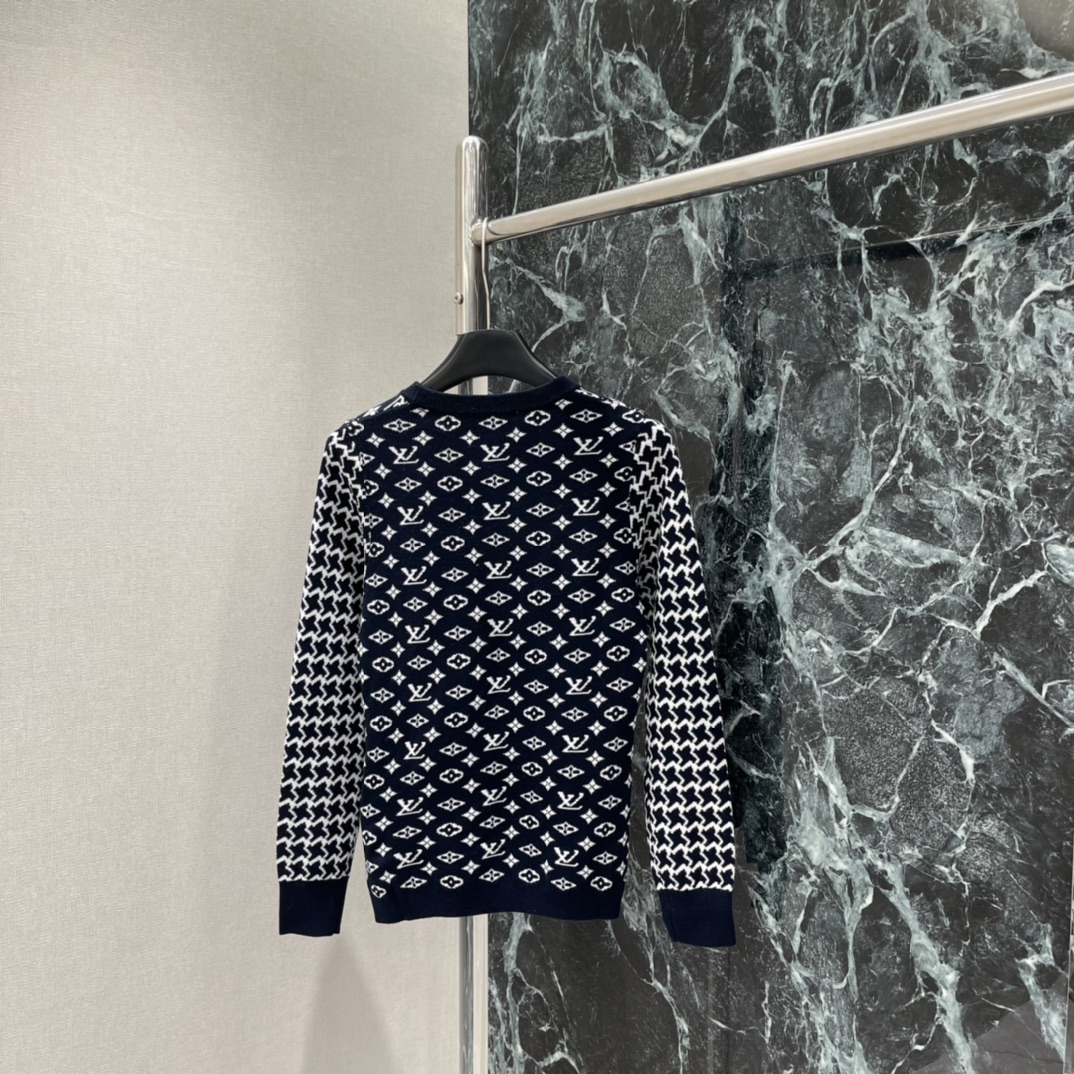 路易 25秋冬新款 提花针织长袖 经典老花图案+蜂窝提花低调又有质感 贴身剪裁勾勒身形 日常通勤或轻社交