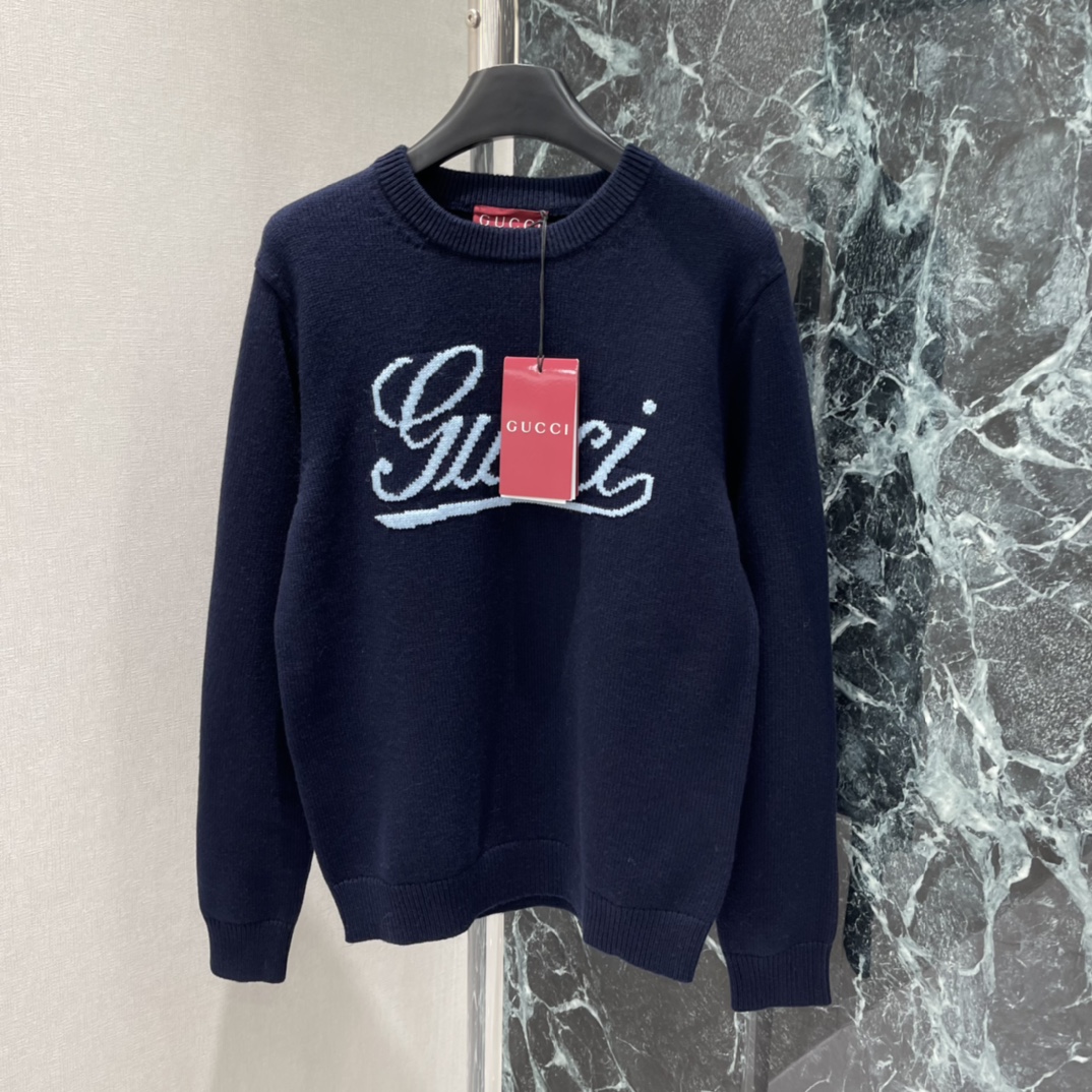 G家 25秋冬新款 提花字母毛衣 胸前草写字母提花辨识度超高!宽松版型 穿上就是慵懒随性风 亲肤针织羊毛