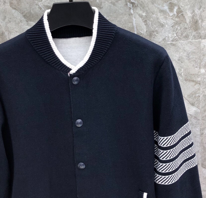 THOM BROWNE 汤姆布朗 TB后背船锚⚓️立领夹克外套 情侣款棒球领开衫\n码数：1-4 颜色：