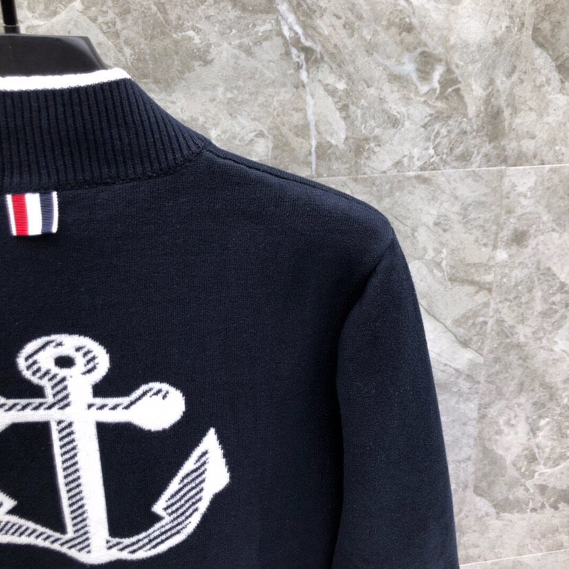 THOM BROWNE 汤姆布朗 TB后背船锚⚓️立领夹克外套 情侣款棒球领开衫\n码数：1-4 颜色：