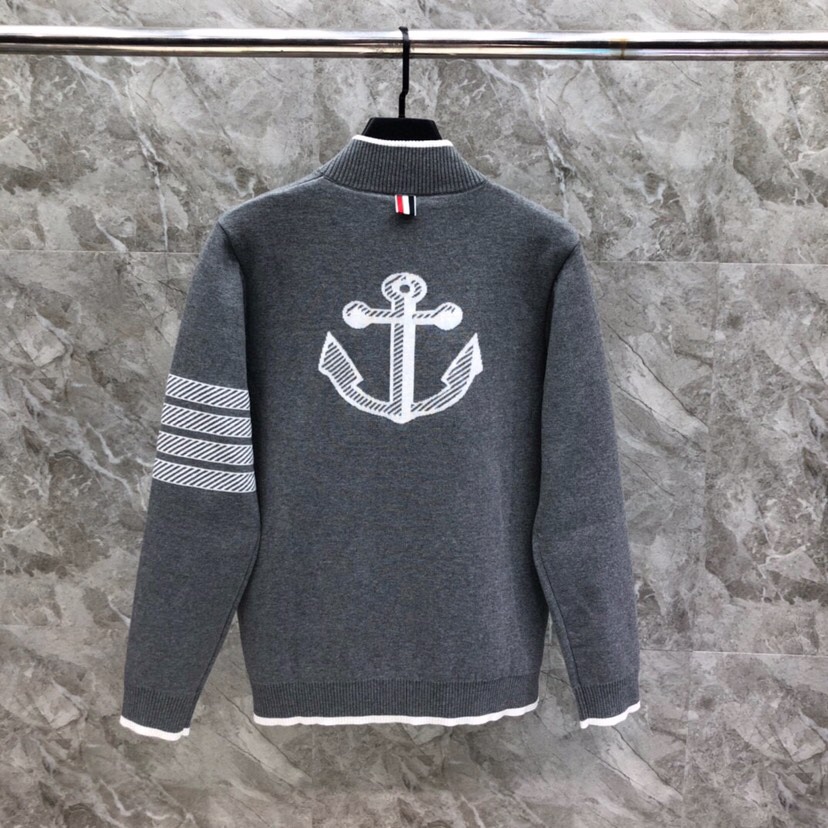 THOM BROWNE 汤姆布朗 TB后背船锚⚓️夹克外套 情侣款棒球领开衫\n码数：1-4 颜色：灰色