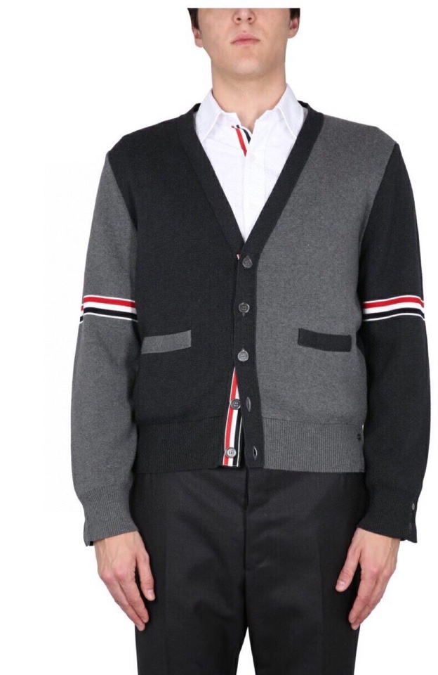 THOM BROWNE 汤姆布朗 TB双袖红白蓝棉纱拼色五扣开衫 情侣款开衫毛衣颜色：灰灰拼、蓝白拼 码