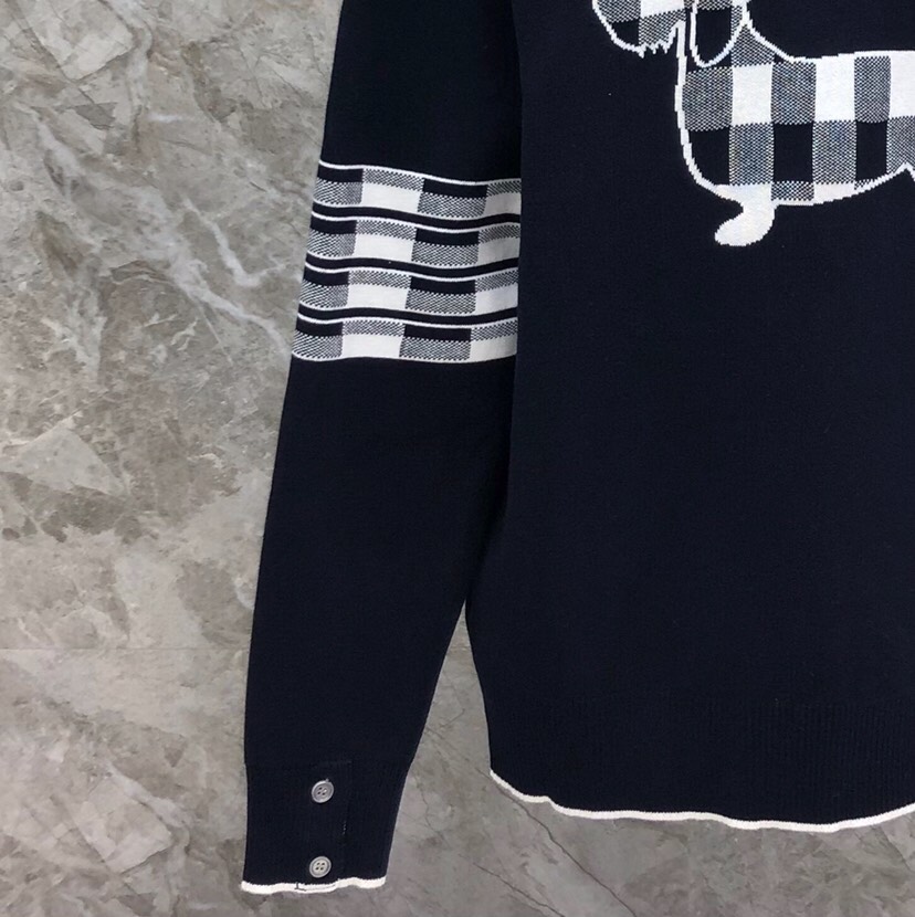 THOM BROWNE 汤姆布朗 TB高版本后背提花小狗开衫毛衣 男女同款情侣款\n码数：1-4 颜色：