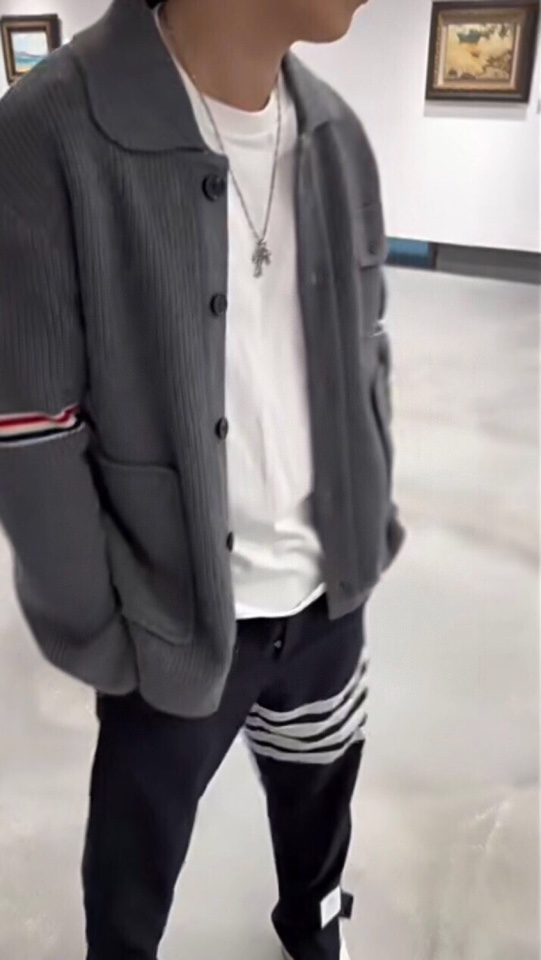 THOM BROWNE 汤姆布朗 TB重工拼接竖条双织外套夹克大衣 针织夹克外套 男女同款情侣款\n码数