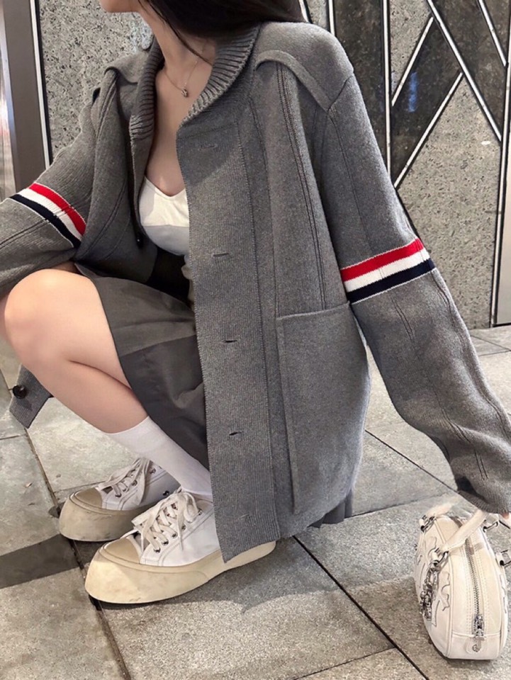 THOM BROWNE 汤姆布朗 TB重工拼接竖条双织外套夹克大衣 针织夹克外套 男女同款情侣款\n码数