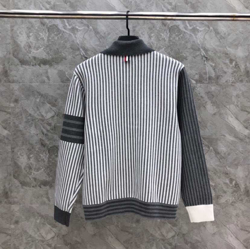 THOM BROWNE 汤姆布朗 TB高版本间色条纹四杠纯棉夹克 针织翻领夹克，\n码数：1-4 颜色：