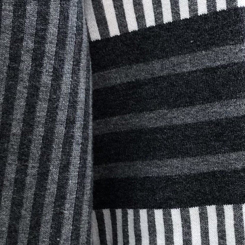 THOM BROWNE 汤姆布朗 TB高版本间色条纹四杠纯棉夹克 针织翻领夹克，\n码数：1-4 颜色：