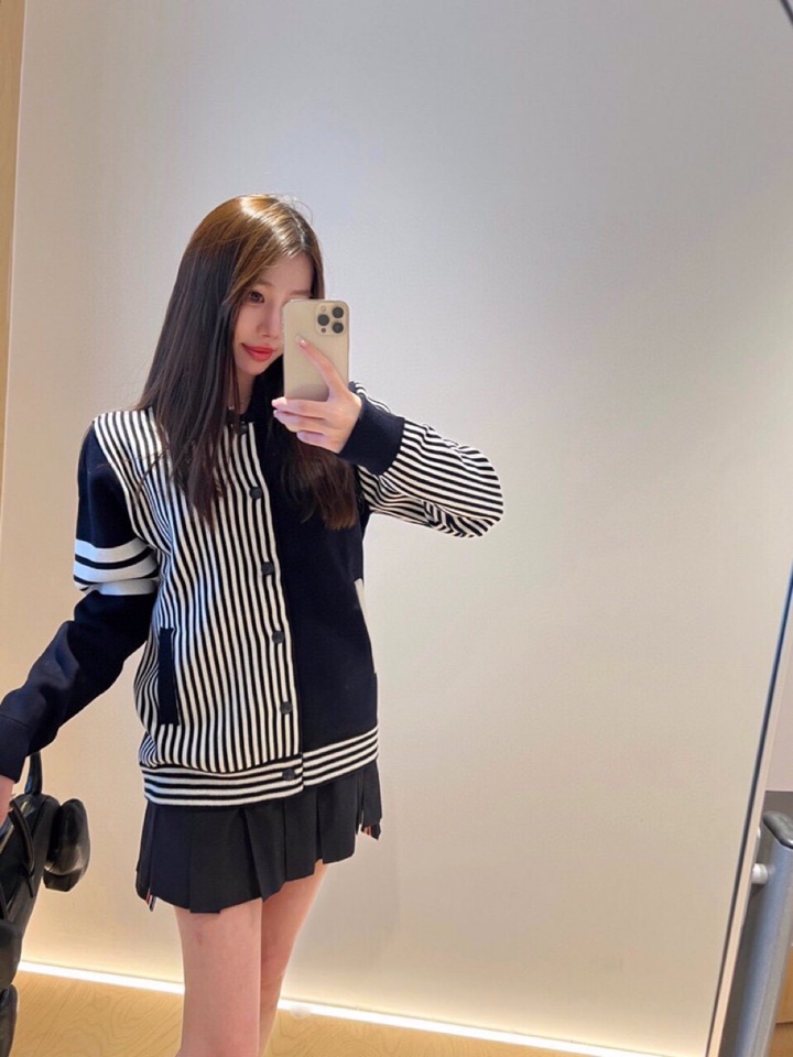 THOM BROWNE 汤姆布朗 TB高版本间色条纹四杠纯棉夹克 针织翻领夹克，\n码数：1-4 颜色：