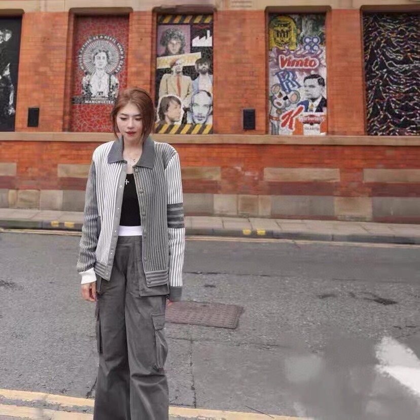 THOM BROWNE 汤姆布朗 TB高版本间色条纹四杠纯棉夹克 针织翻领夹克，\n码数：1-4 颜色：