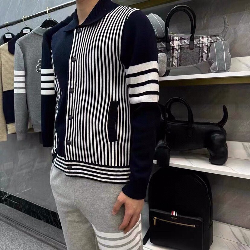 THOM BROWNE 汤姆布朗 TB高版本间色条纹四杠纯棉夹克 针织翻领夹克，\n码数：1-4 颜色：