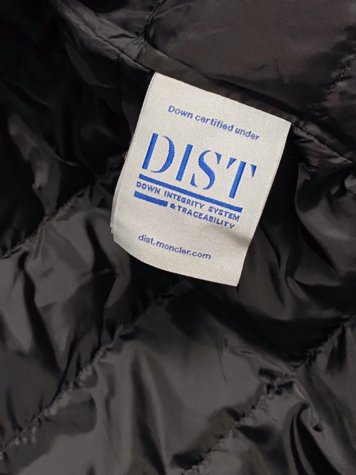 Moncler 蒙口2025最新款时尚设计师款羽绒外套❤️蒙口连帽羽绒服，冬季顶级轻奢羽绒服，手臂经典l