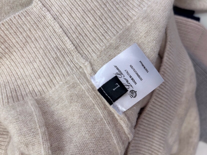 Loro Piana 诺悠翩雅lP🆕 秋冬新品男士半拉链立领毛衣，面料100%羊毛 材质，定制配件，简约