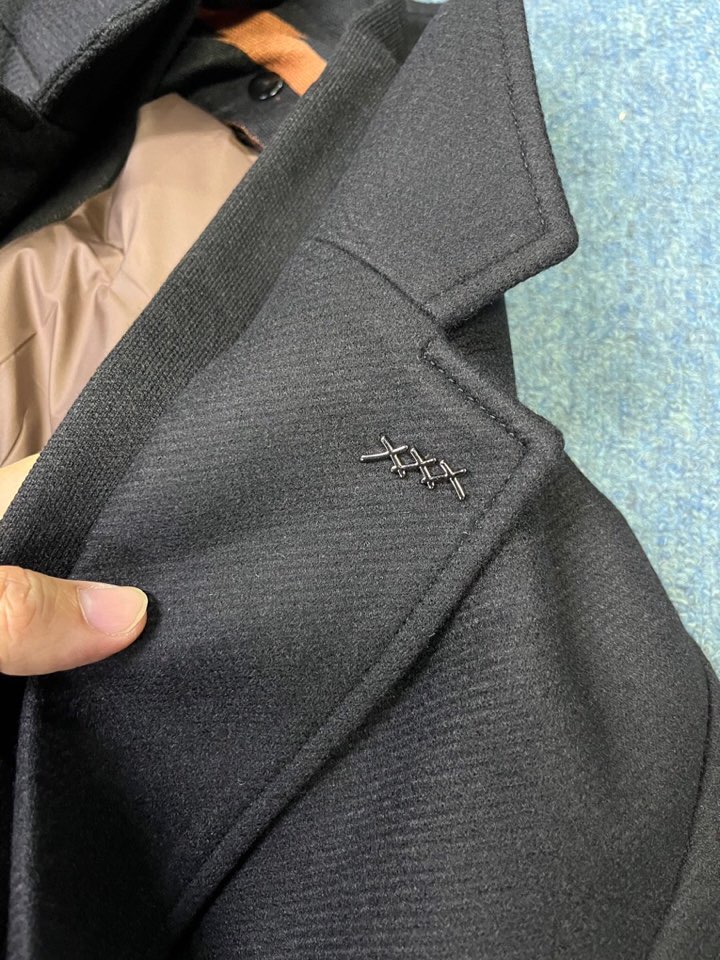 Ermenegildo Zegna 杰尼亚黑 /藏青色中长款羽绒服大衣外套，可卸围巾领 羊毛大衣 羽绒服