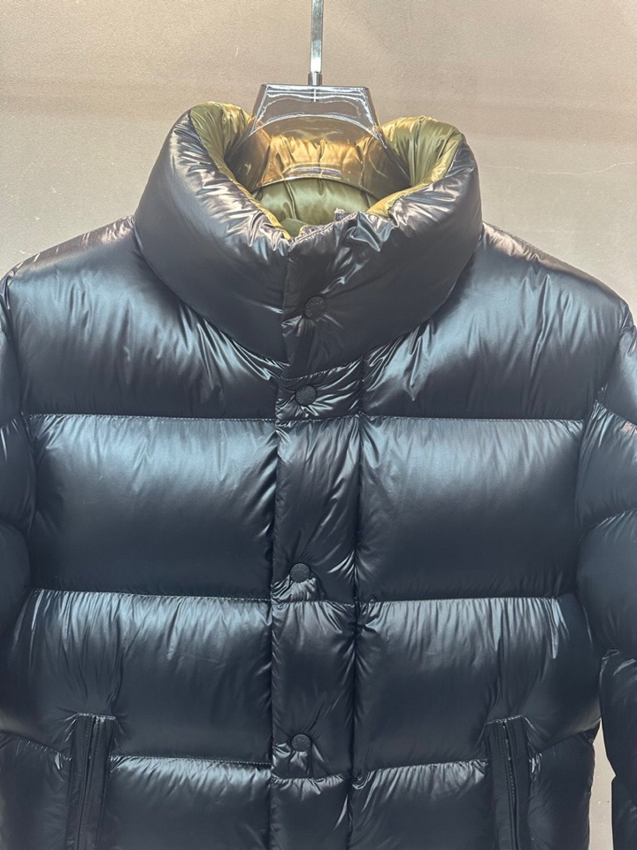 Moncler 蒙口25ss秋冬新款立领羽绒服\n码数:1 2 3 4 5（下单请报身高体重）